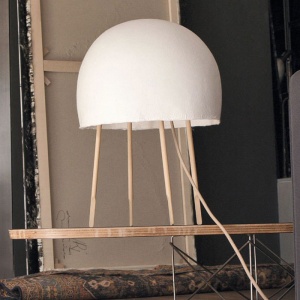 FOSCARINI stolní lampa Kurage
