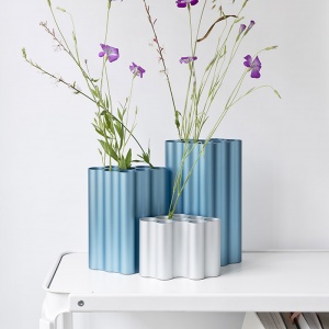VITRA váza Nuage malá pastelově modrá