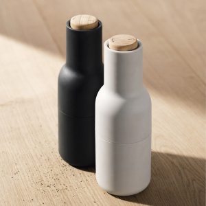 AUDO (MENU) mlýnek na sůl a pepř Bottle Grinder kartáčovaná ocel