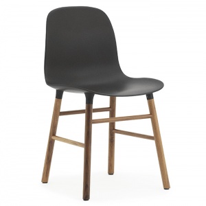 NORMANN COPENHAGEN židle Form Wood černá