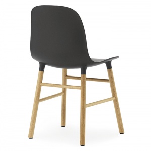 NORMANN COPENHAGEN židle Form Wood černá