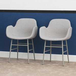 NORMANN COPENHAGEN židle Form Chrome s područkami bílá