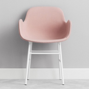 NORMANN COPENHAGEN židle Form Steel s područkami bílá