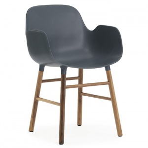 NORMANN COPENHAGEN židle Form Wood s područkami modrá