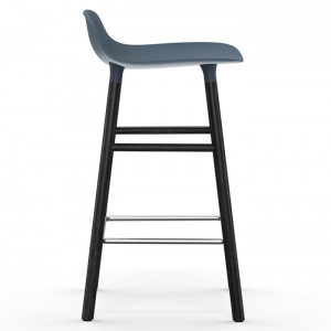NORMANN COPENHAGEN barová židle Form Wood modrá