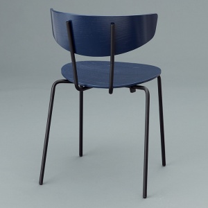 FERM LIVING židle Herman Chair tmavě modrá