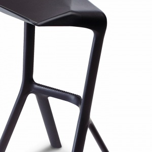 PLANK barová židle Miura černá