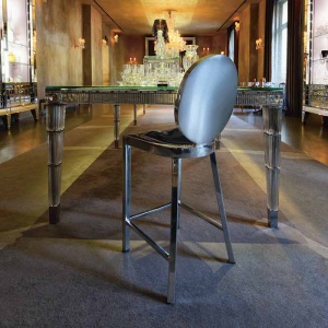 EMECO barová židle s područkami Kong nízká lesklá