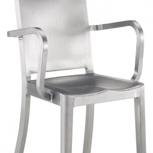 EMECO židle s područkami Hudson matná