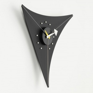 VITRA nástěnné hodiny Triangle Clock