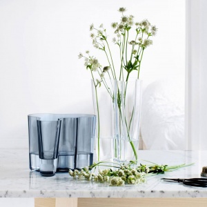 IITTALA váza Savoy 201 mm bílá lesklá