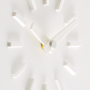 MAGIS nástěnné hodiny Cu-Clock bílé
