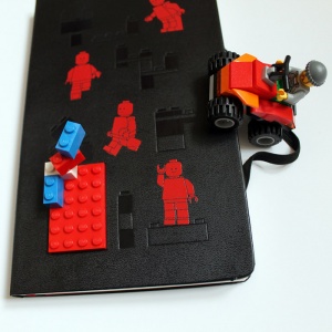 MOLESKINE zápisník Lego čistý L