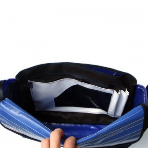 PLAYBAG taška Simple Medium modrá