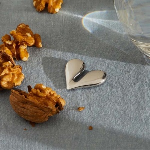 ALESSI louskáček na ořechy Nut Splitter růžové zlato