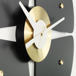 VITRA nástěnné hodiny Petal Clock černé