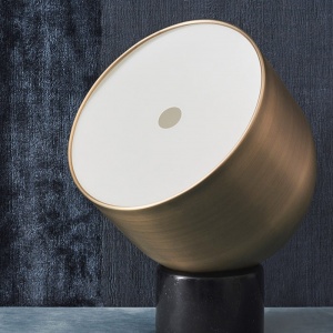 BOLIA stojací lampa Faro bílá