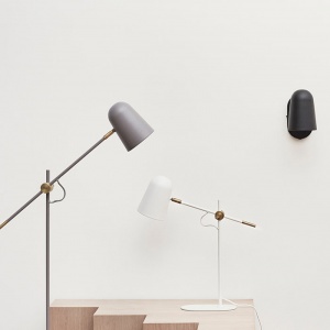 BOLIA stojací lampa Bureau černá