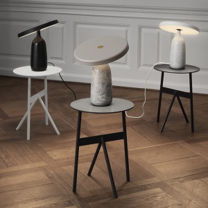 NORMANN COPENHAGEN stolní lampa Eddy černá