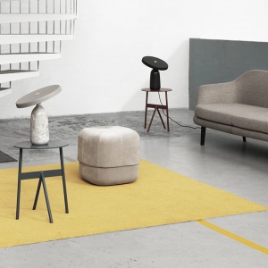 NORMANN COPENHAGEN stolní lampa Eddy černá