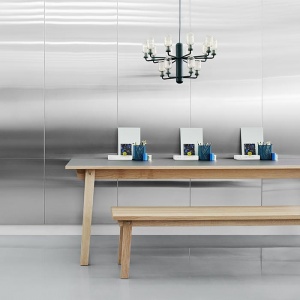 NORMANN COPENHAGEN závěsné svítidlo Amp Chandelier zlaté/zelené malé