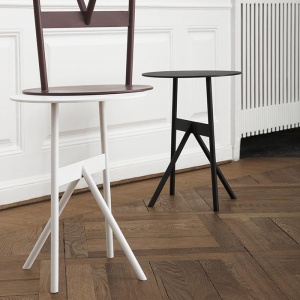 NORMANN COPENHAGEN stolek Stock Table vínově červený