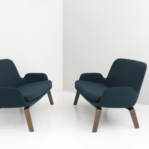 NORMANN COPENHAGEN pohovka Era Sofa Wood Black Oak