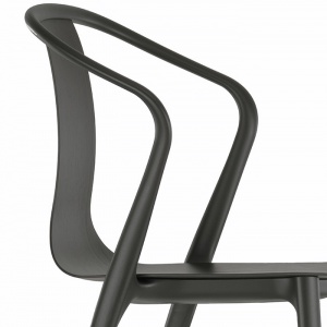 VITRA židle Belleville Wood s područkami černý jasan