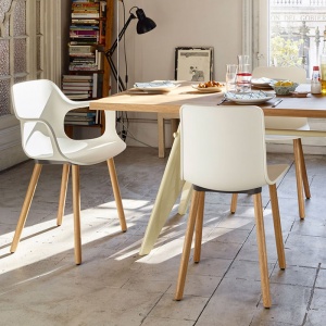 VITRA židle HAL Wood s područkami bílá