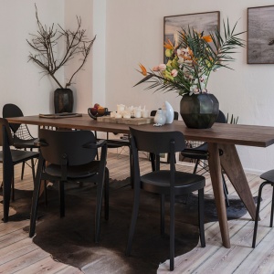 VITRA židle Basel Chair černá krémová