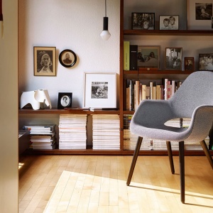 VITRA stolička Eames Elephant malá bílá