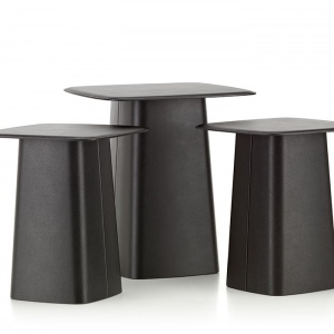 VITRA stolek Leather Side Table střední čokoládový