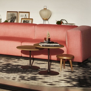 VITRA stolek Occasional Low Table 35 ořech