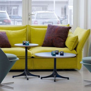 VITRA stolek Nelson Table nízký bílý