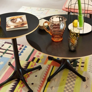 VITRA stolek Nelson Table nízký bílý