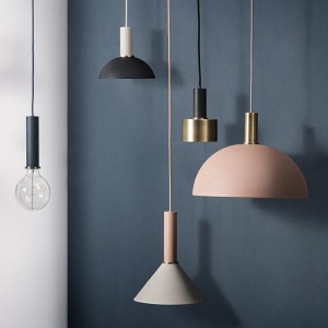 FERM LIVING stínidlo k závěsnému svítidlu Collect Cone Shade černé