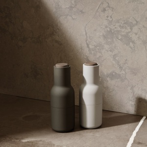 AUDO (MENU) mlýnek na sůl a pepř Bottle Grinder Dark Green