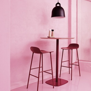 NORMANN COPENHAGEN barová židle Form Wood červená