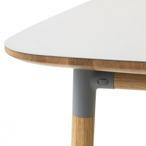 NORMANN COPENHAGEN stůl Form 95x200 zelený