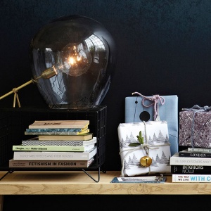 HOUSE DOCTOR stolní lampa Globe