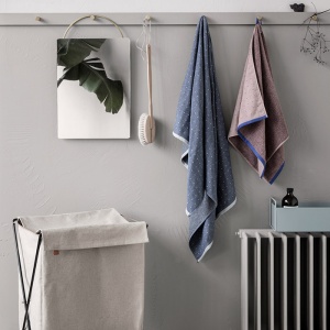 FERM LIVING květináč Plant Box tmavě šedý