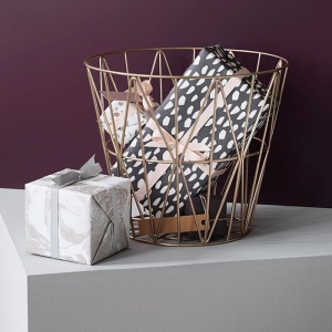 FERM LIVING podnož stolku Wire Basket malá petrolejově modrá