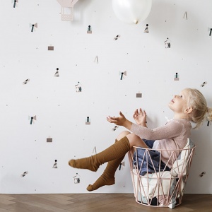 FERM LIVING podnož stolku Wire Basket velká růžová