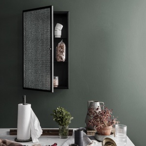 FERM LIVING nástěnná vitrína Haze Wall Cabinet