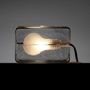 DESIGN HOUSE STOCKHOLM stolní lampa Block Lamp malá černá