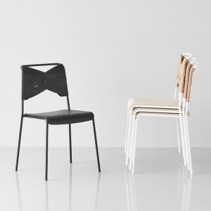 DESIGN HOUSE STOCKHOLM židle Torso jasan