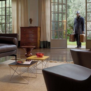 VITRA stolek Occasional Table LTR masivní dub s chromem
