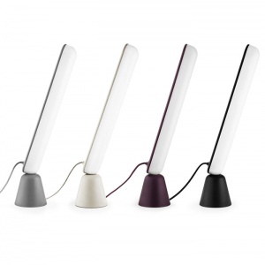 NORMANN COPENHAGEN stolní lampa Acrobat pískově žlutá