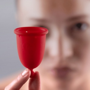 WHOOP.DE.DOO menstruační kalíšek Light