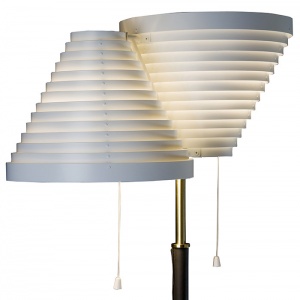 ARTEK stojací lampa A810 mosaz